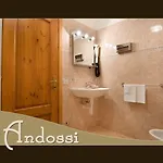Andossi 4*