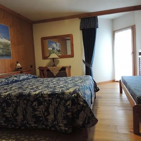 Andossi 4* מאדסימו