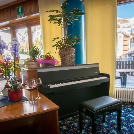 Andossi Hotel