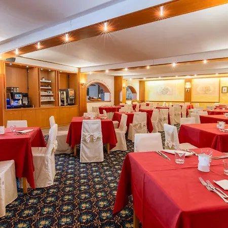 酒店 安多希酒店 4*